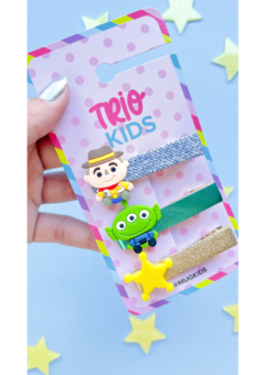 Os trios Kids foram criados de uma maneira tão especial, ele é um trio que combina descombinando... consegue entender? kkk  E sim essa misturinha ficou tão incrível e ao mesmo tempo inusitada que está na lista dos tops 10 da Mug...  E sabe o que é o mais 
