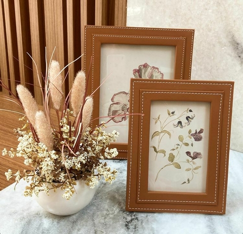 KIT DOIS PORTA RETRATOS MAIS VASINHO DECORATIVO