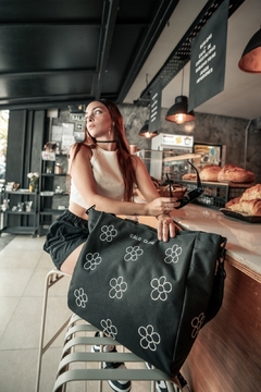 Bolso Flores Impermeable - comprar online