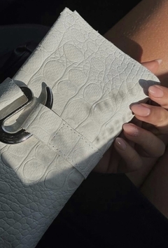 Tabaquera Croco + llavero de regalo