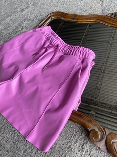 Short Emily (L)