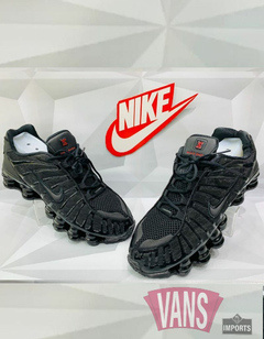 Tênis Nike Shox 12 molas