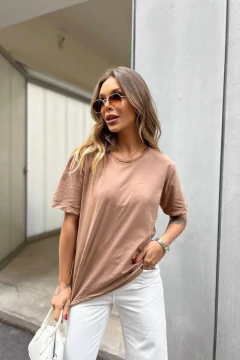 T-SHIRT ESTONADA LISA - MARROM