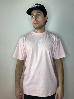 CAMISETA CLASSIC TEAMS - ROSA TEA na internet