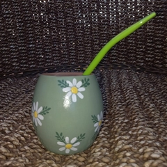 MATE DE MADERA PINTADO A MANO C/ BOMBILLA