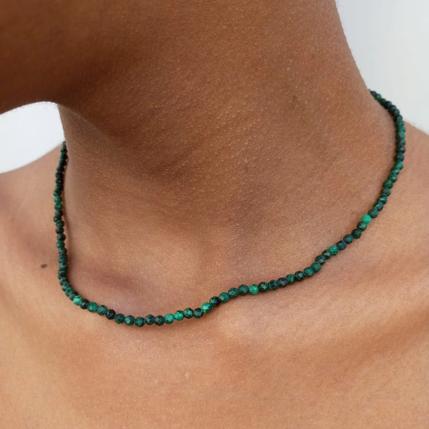 Colar de Pedras Naturais Malaquita