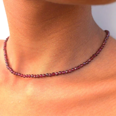 Colar de Pedras Naturais Granada