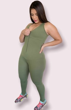 Macacão Compressão com Cinta, Bojo e Ziper Plus Size - 1268 - comprar online