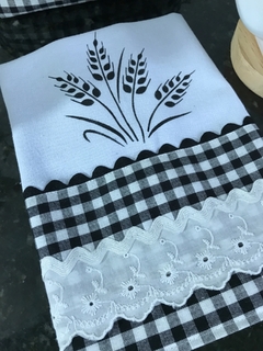 Cesta de Pão Xadrez Preto na internet
