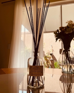 Difusor de ambiente 700 mls com 10 varetas de fibra de algodão 50 cm - comprar online
