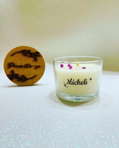 Vela aromática personalizada com nome, frase ou mensagem✨ na internet