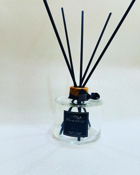 Difusor de ambiente tampa Fake madeira 250 mls redondo com varetas de fibra de algodão