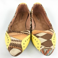 Sapatilha com tachas_ n°35 - Catavintage Brechó