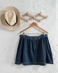 Minissaia evasê jeans -Tam. 44