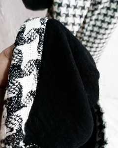 Calça flare em malha tweed - loja online