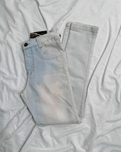 Calça jeans estonada _ Tam. P