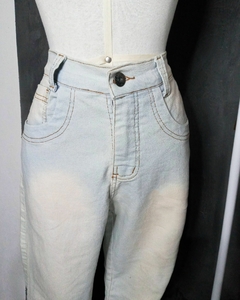 Calça jeans estonada _ Tam. P na internet