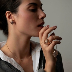 Anel Flower Curves banhado em ouro - comprar online
