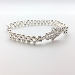 Pulsera tejida de Fatima en internet