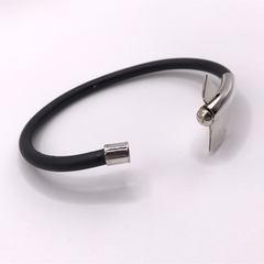 Pulsera de cuero con hacha SAJE20 - tienda en línea