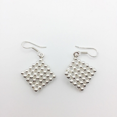 Arete tejido Diamond