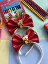 TIARA ESCOLAR VERMELHA COM APLIQUE DE URSO - comprar online