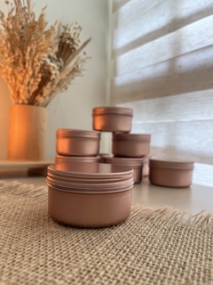 Vela Aromática Artesanal com cristais na lata - comprar online