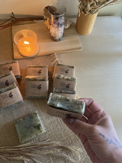 Sabonete artesanal mix de ervas pitanga - comprar online