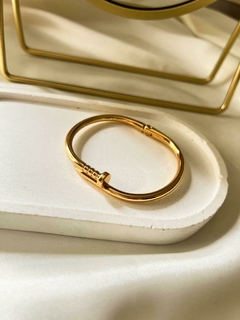 BRACELETE PREGO INSPIRAÇÃO CARTIER VERNIZ ITALIANO - AMORA ACESSÓRIOS