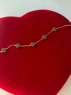 Pulseira inspiração trevo semi jóia na internet