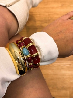 Pulseira pedra vermelha e turquesa elástico - comprar online