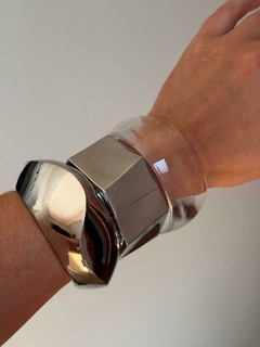 Bracelete acrílico - AMORA ACESSÓRIOS