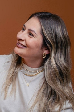 Brinco inspiração valentino folheado - loja online