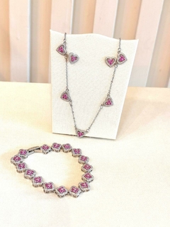 Pulseira trevo cravejada rosa semi jóia - comprar online