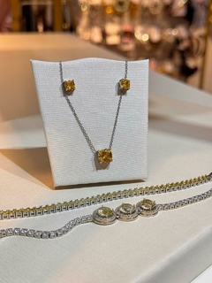 conjunto quadrado pedra amarelo manteiga semi jóia
