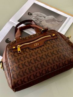 BOLSA MARROM DETALHES