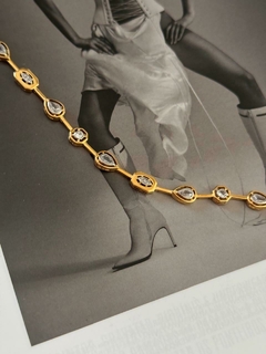 Pulseira gota e quadrado semi jóia banhada a ouro na internet