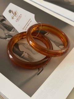dupla bracelete acrílico marrom