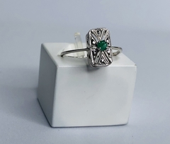 Anel em Ouro Branco, Diamante e Esmeralda - loja online