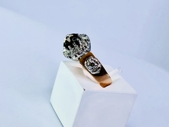 Anel de Formatura em Ouro 18k Rosé e Diamantes - Jolig | Joias de alta qualidade em ouro 18k, prata e pedras preciosas desde 1991