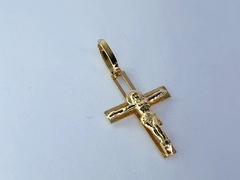 Pingente de Crucifixo em Ouro 18k na internet
