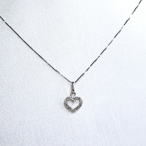Pingente de Coração em Ouro Branco e Diamante
