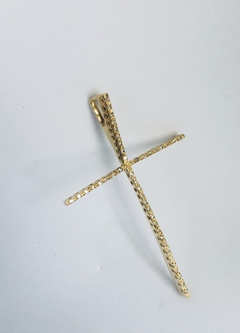 Pingente de Crucifixo em Ouro 18k e Diamantes - comprar online