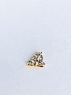 Pingente com a Letra A em Ouro 18k e Diamantes - comprar online