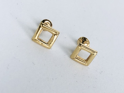 Brinco em Ouro 18k