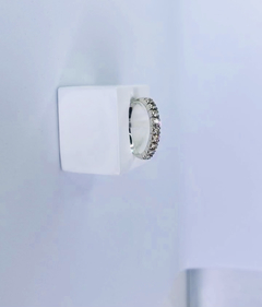 Anel Meia Aliança em Ouro Branco e Diamantes - Jolig | Joias de alta qualidade em ouro 18k, prata e pedras preciosas desde 1991