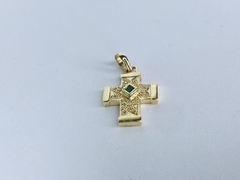 Pingente de Cruz em Ouro 18k, Diamantes e Esmeralda - comprar online