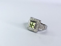 Anel em Ouro Branco, Diamante e Turmalina - Jolig | Joias de alta qualidade em ouro 18k, prata e pedras preciosas desde 1991