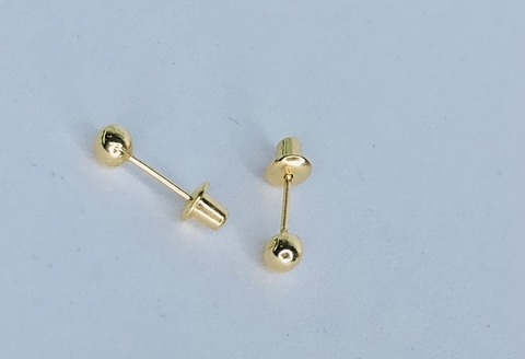 Brinco de Bolinha em Ouro 18k