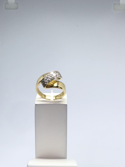 Anel em Ouro 18K, Ouro Branco e Diamantes
